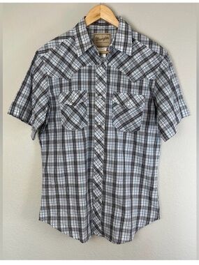 Wrangler Men’s Short Sleeve Pearl Snap Plaid Button-Down Shirt